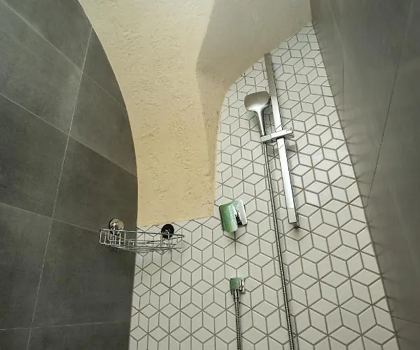 Hostel Women's Only - Female Only Prag