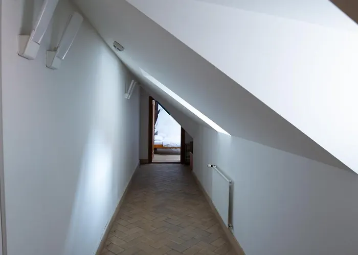 Women's Only - Female Only Хостел Прага