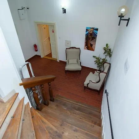 Hostel Women's Only - Female Only *